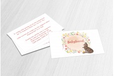 Kat met bloemen