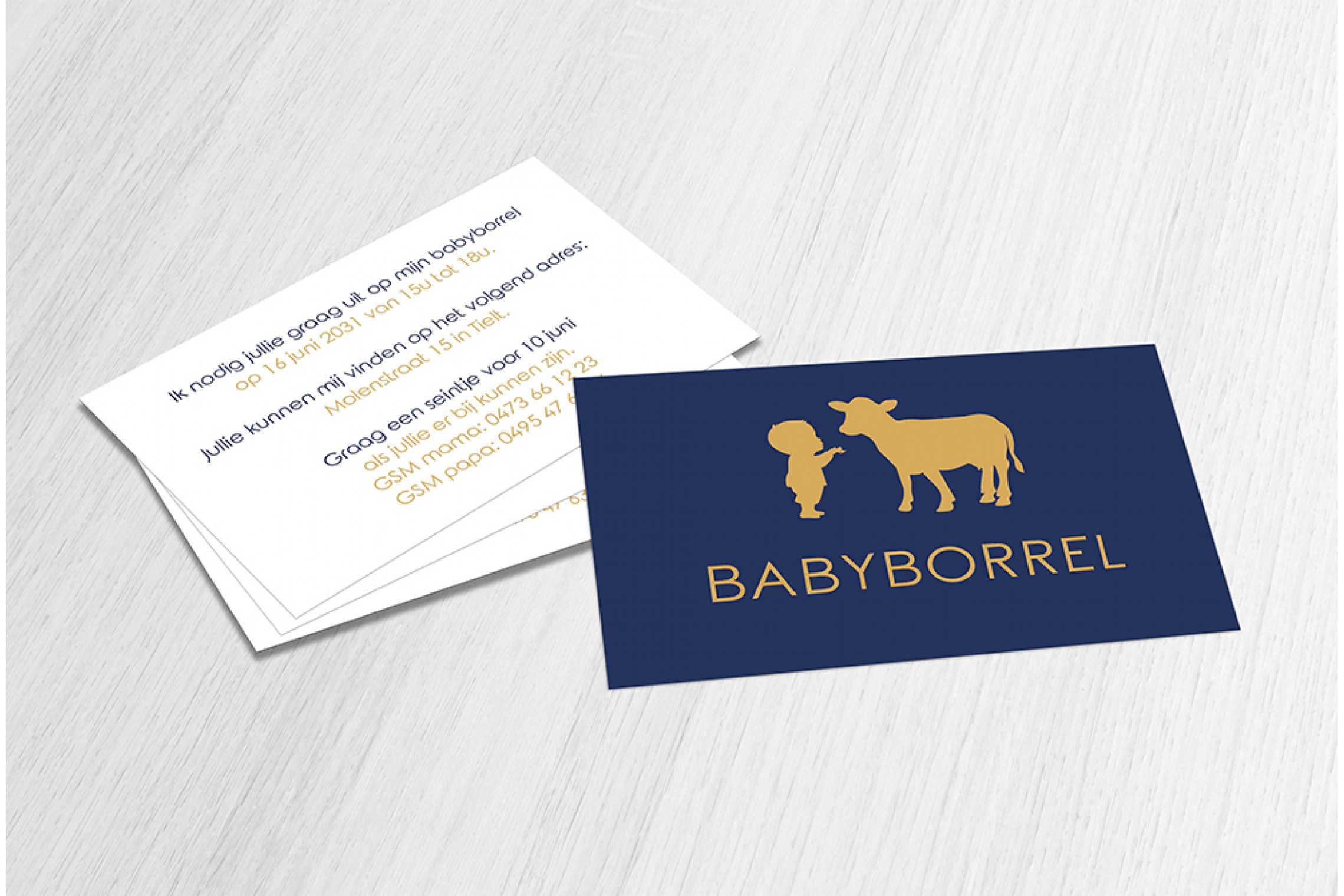 Jongen met koetje