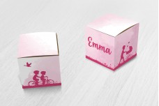 Silhouet familie aan het fietsen