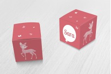 Roze bambi met vlinders