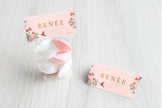 Vogel met roze bloemen Vogel met roze bloemen