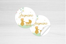 Gouden meisje met kinderwagen Gouden meisje met kinderwagen