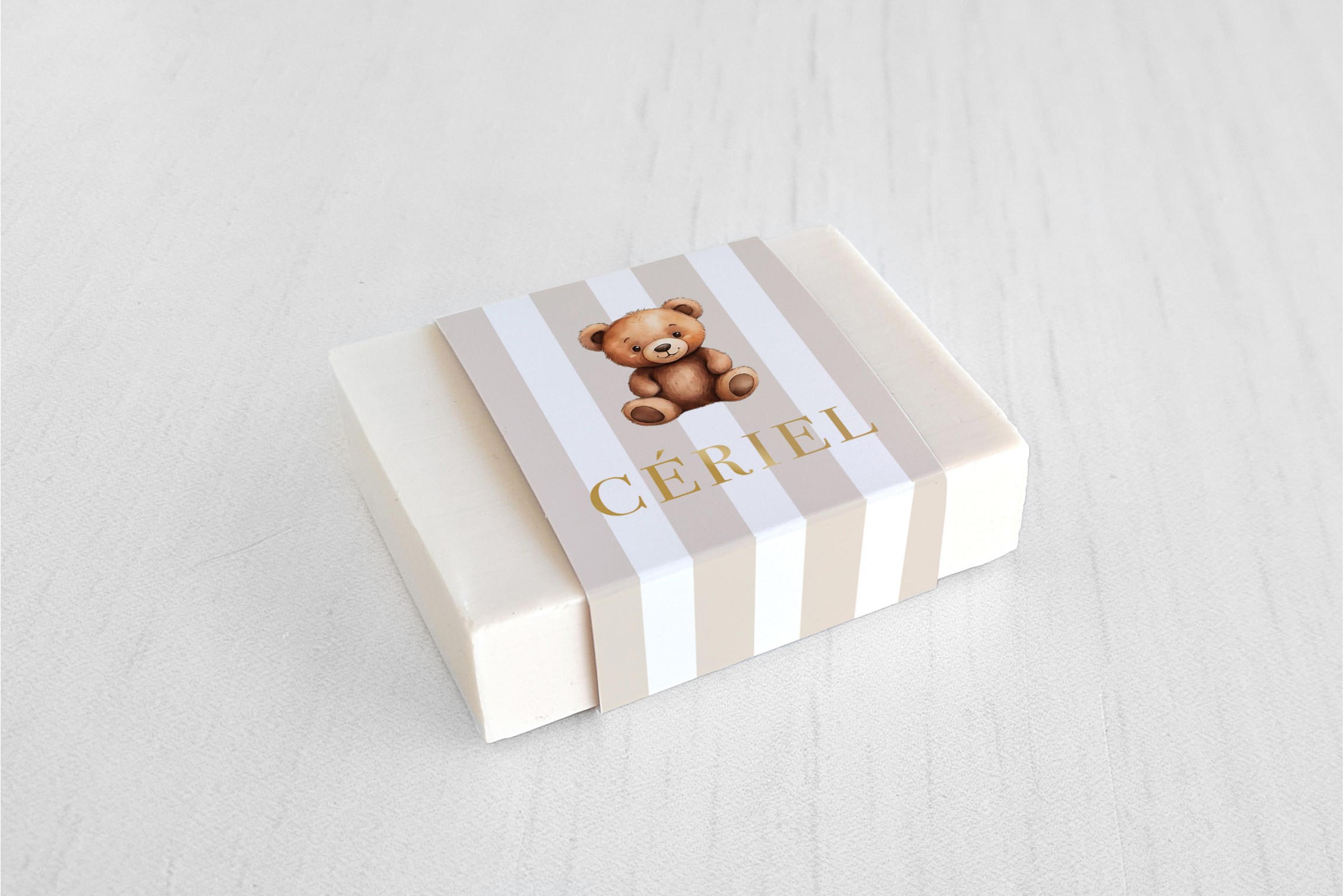 Beertje en bruine strepen