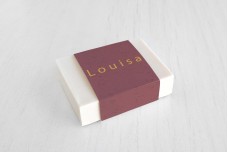 Geel met roze structuur 