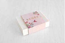 Vogel met roze bloemen Vogel met roze bloemen