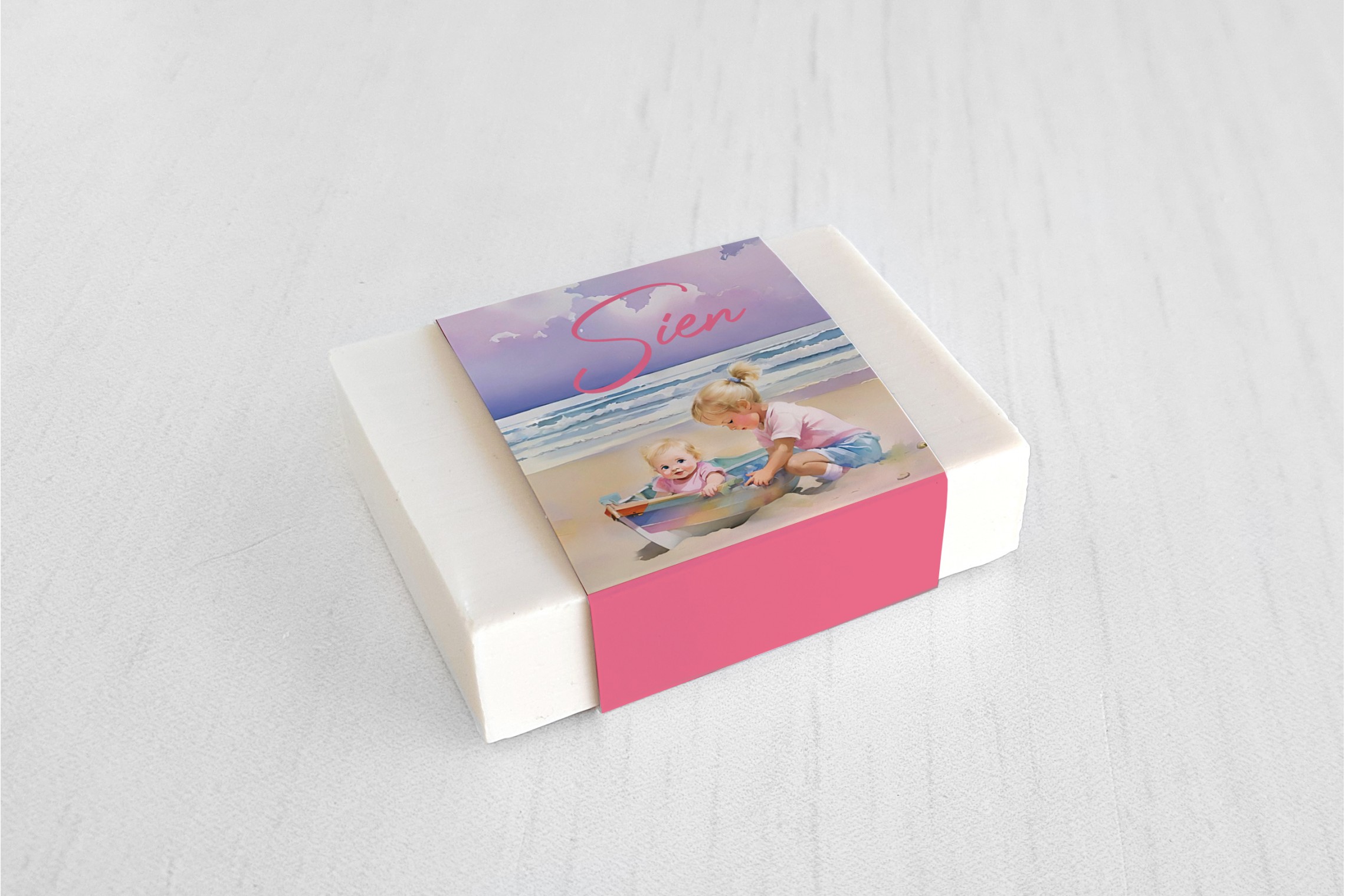 Aan zee met zusje